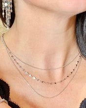 Lade das Bild in den Galerie-Viewer, Serata Luccicante