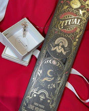 Lade das Bild in den Galerie-Viewer, Scrigno Abbraccio
