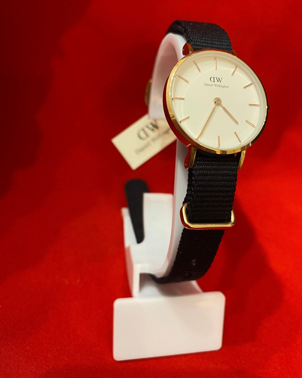 Orologio Daniel Wellington donna - Cagnani Oreficeria Orologeria Argenteria P.IVA: 01394740409